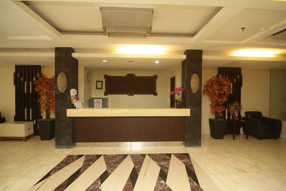 Rota International Hotel Jakarta Buitenkant foto